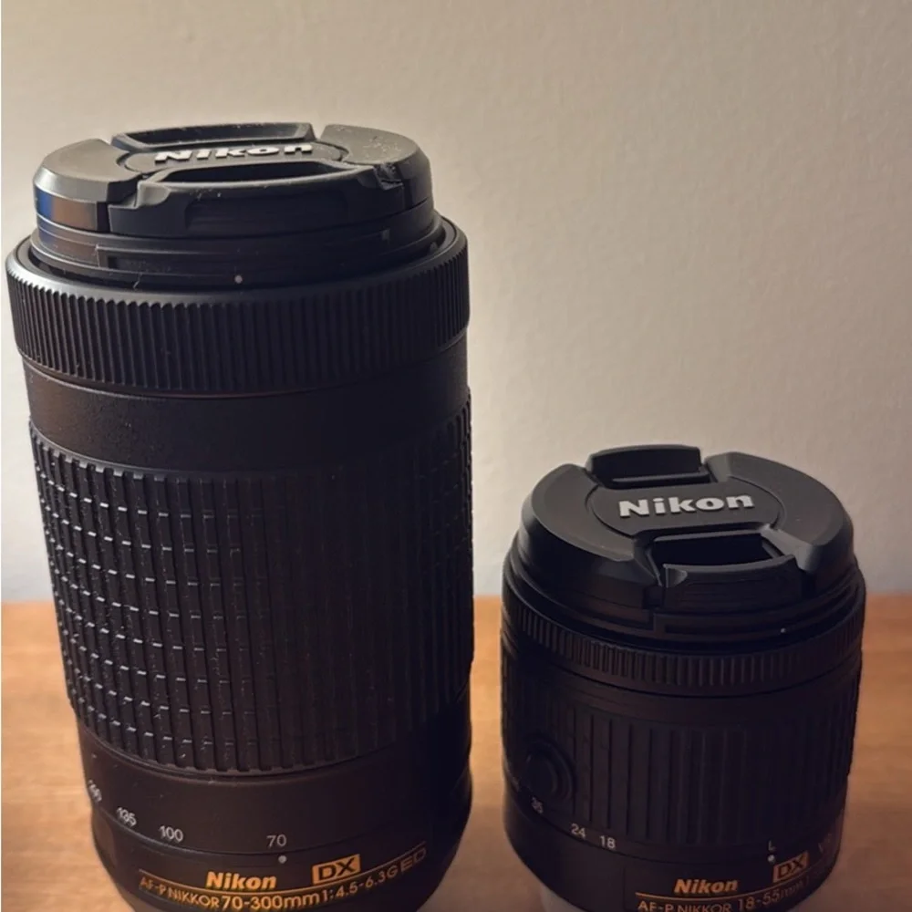 Nikon D3400 Black DSLR Camera with Bag